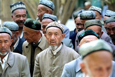 Hasil gambar untuk minoritas muslim Uighur