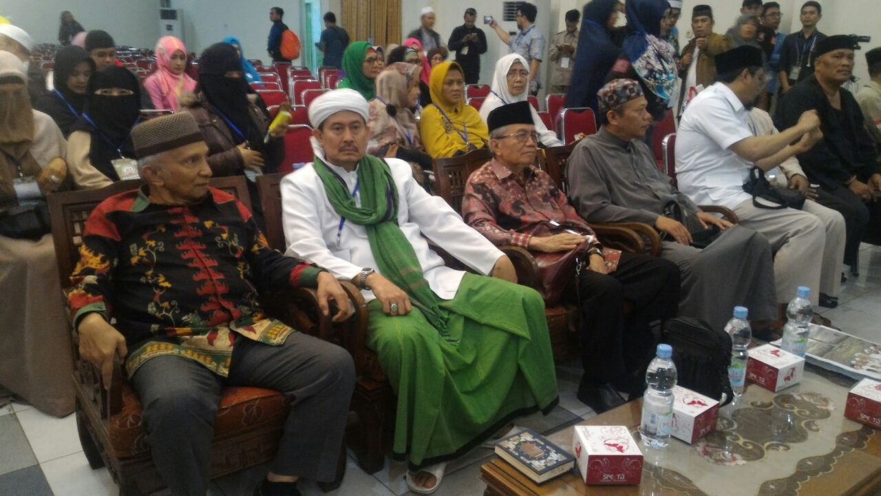 Amien Rais Secara Resmi Buka Kongres Nasional Alumni 212 Panjimas